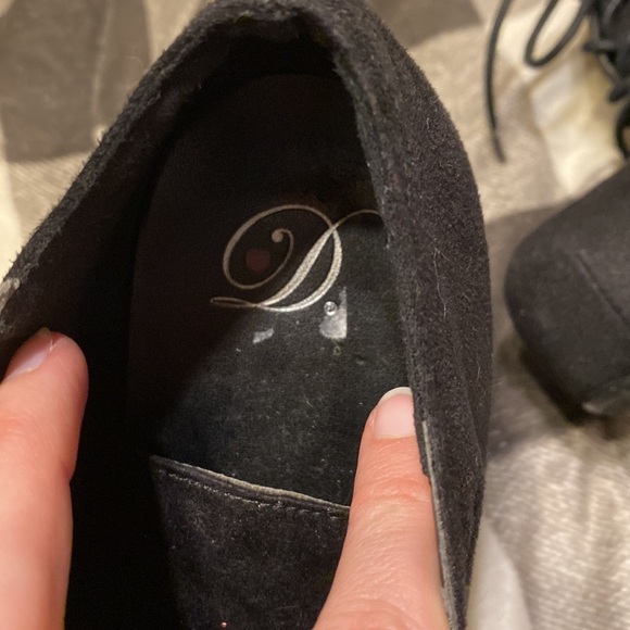 Black lace up heels - Picture 7 of 7